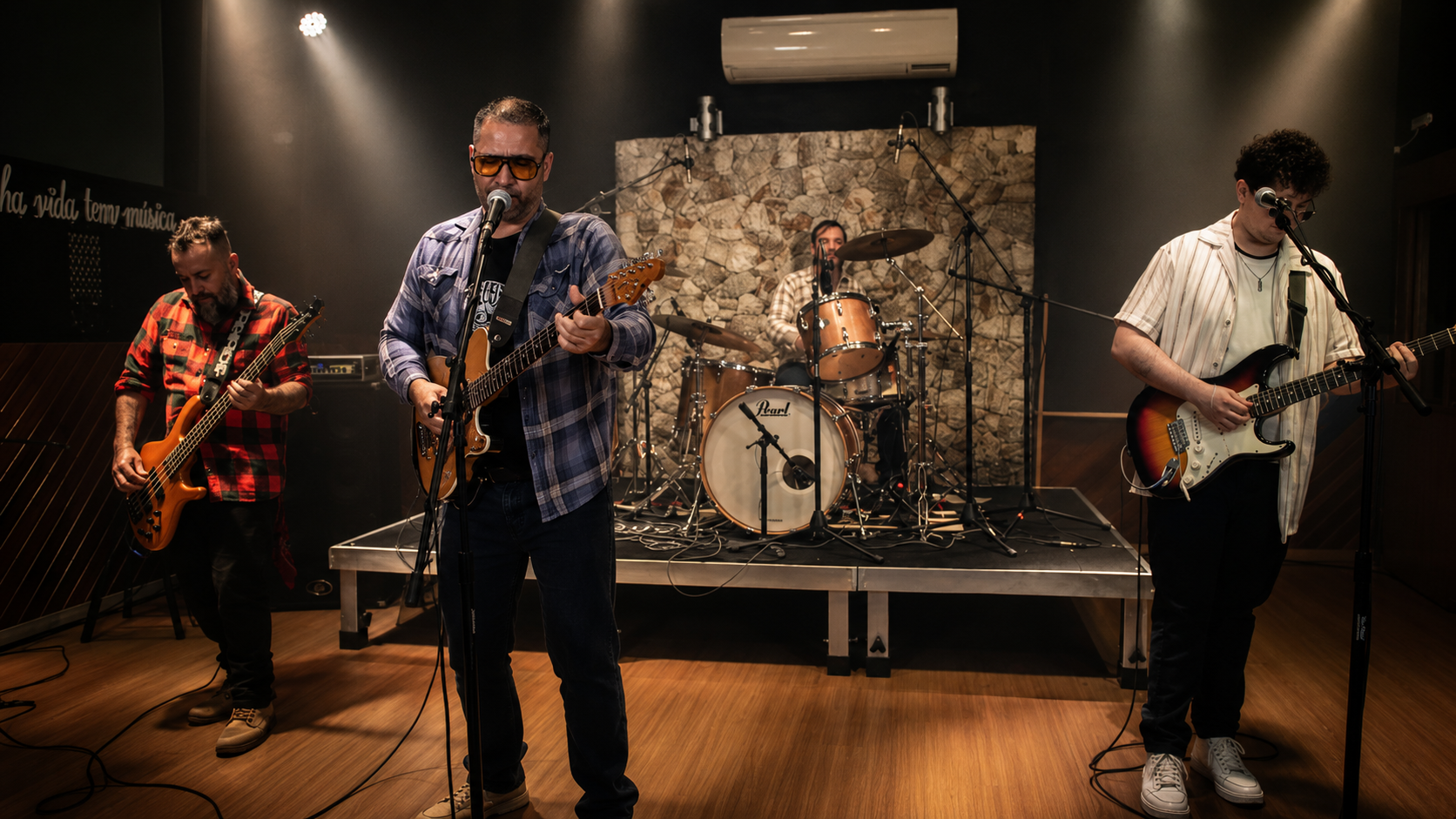 Delta Creed ao vivo
